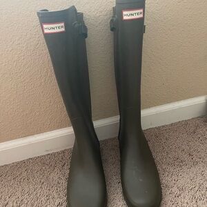 Hunter Classic Olive Boots